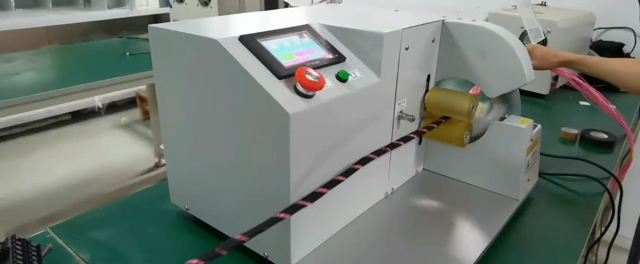 Máquina Inteligente de Enrolamento em Espiral com Fita Adesiva - Enrolamento de Precisão para Chicotes Elétricos