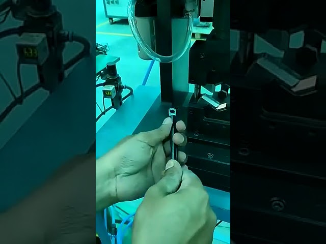 Máquina de Crimpagem de Terminais Estilo Europeu | Terminal de Transição Cobre-Alumínio