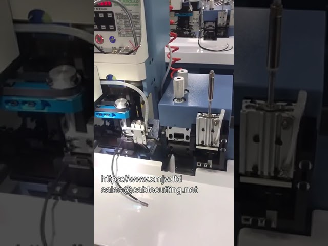 Máquina Automática de Decapagem e Crimpagem de Cabos Multipolares com Certificado CE - Ferramenta de Prensagem