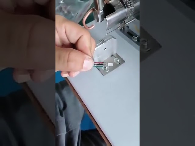 Equipamento Semiautomático para Fabricação de Cabos USB | Máquina de Solda Pequena para Conectores A, Micro e Lightning