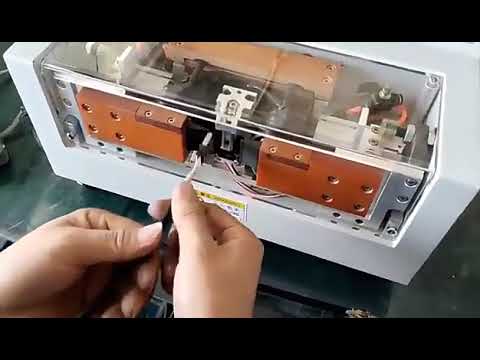 Equipamento de Soldagem de Alta Frequência para Conectores de Fibra Óptica – Automático, Eficiente e Preciso com Célula Fotoelétrica