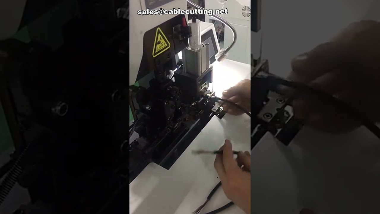 Máquina de Decapar Cabos Elétricos e Crimpadeira BV Hardline MP-4 - Eficiência na Automação Industrial