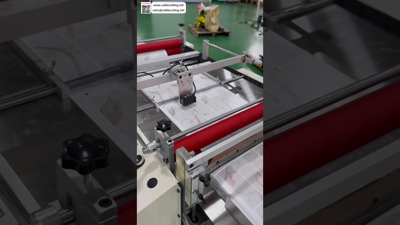 Máquina de Corte de Chapas com Rastreamento de Cor de Alta Precisão - Upgrade Contínuo de Desempenho