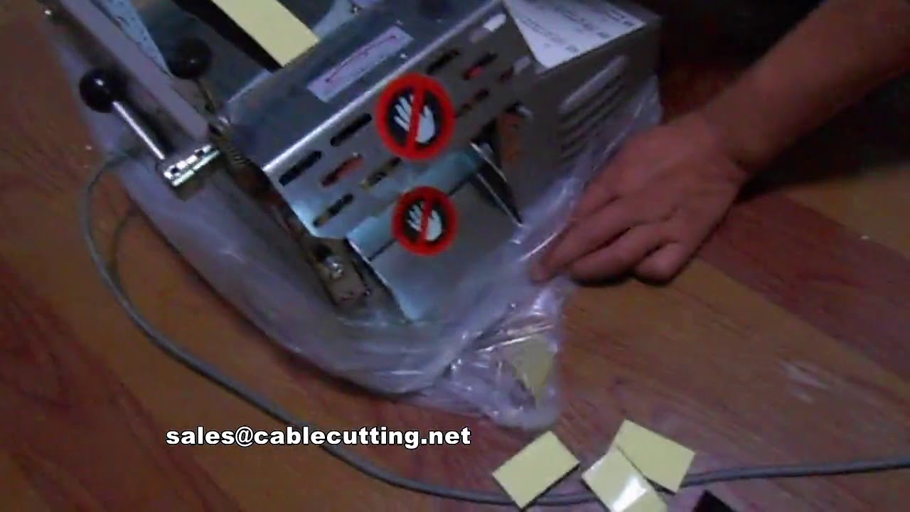 Máquina de Corte Automática de Velcro com Adesivo | Cortadora Industrial Eficiente