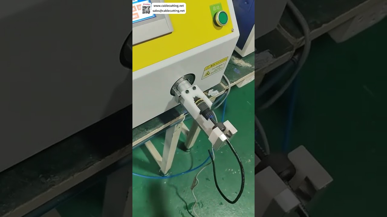 Máquina Automática de Aperto de Porcas | Alta Precisão com Alimentação e Torção Automáticas
