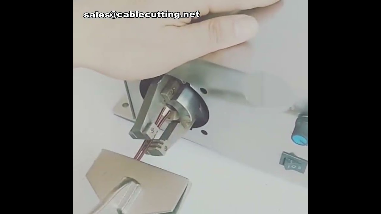 Máquina de Torcer Cabos Multipolares | Equipamento Automático para Fios de Cobre
