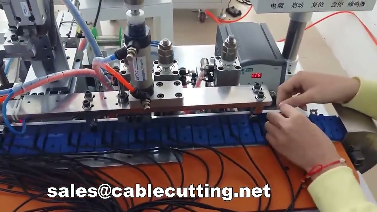 Máquina de Solda Automática para Conector USB WPM-121-AM | Alta Precisão e Velocidade