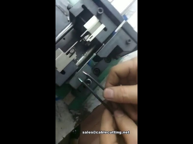 Máquina Pneumática de Decapagem para Cabos Multinúcleo - Stripper de Revestimento Industrial