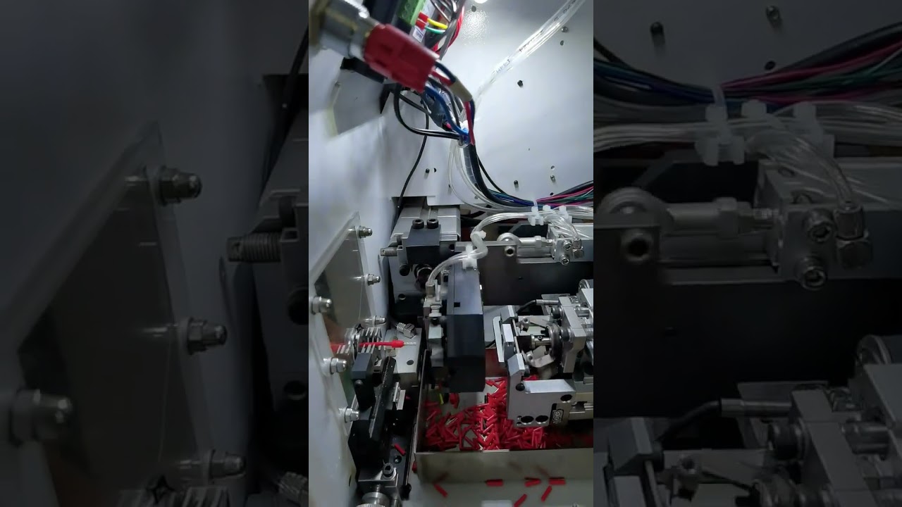 Vídeo Real de Operação de Máquina de Crimpagem de Terminais Tubulares para Fios de Até 4 mm²