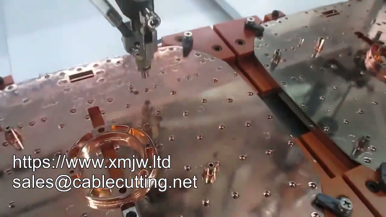 Máquina de Aparafusar Elétrica Programável com Alimentador Pneumático de Parafusos