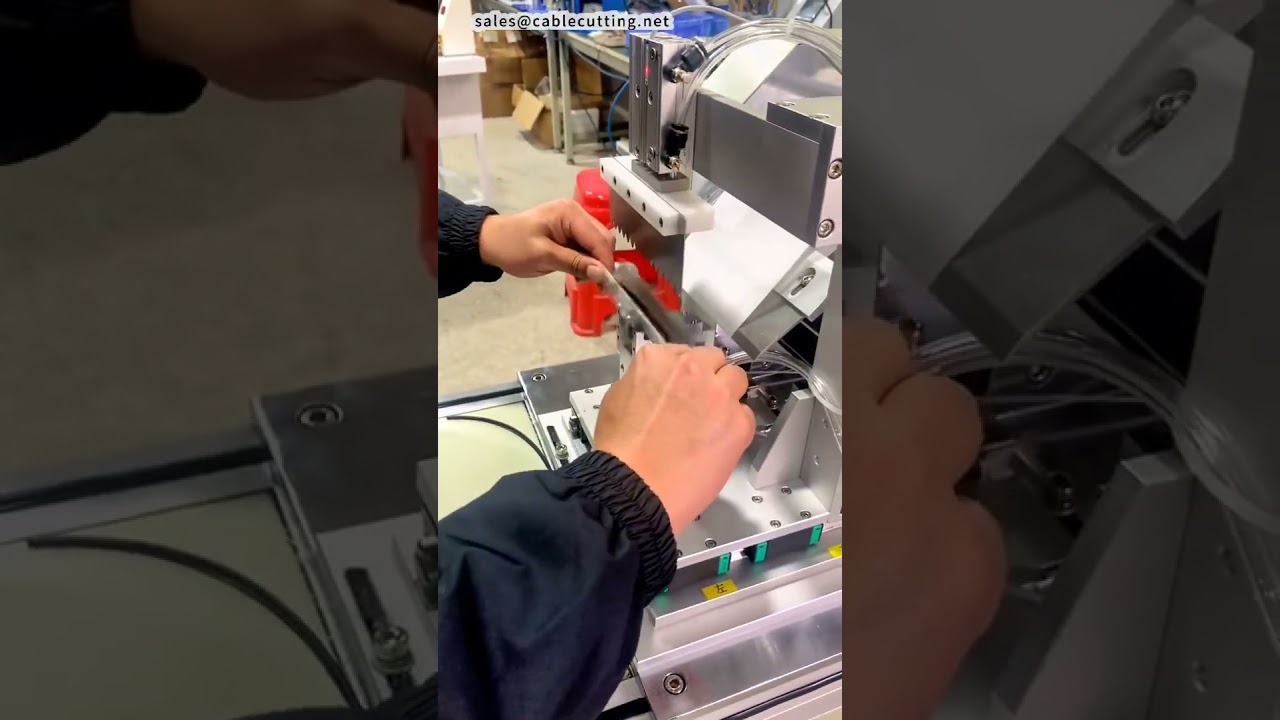 Máquina Aplicadora de Espuma com Dobragem FoamSponge - Automação Industrial