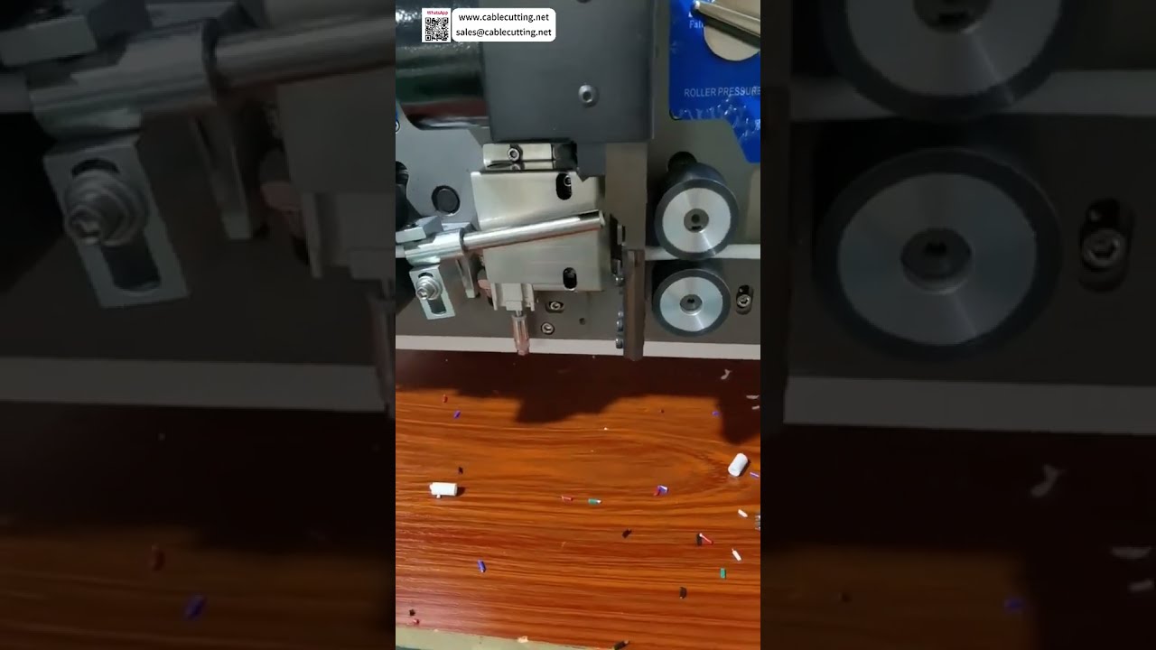 Máquina de Corte e Decapagem de Cabo Interno e Externo  Processamento Completo de Preparação de Fios em Alta Velocidade