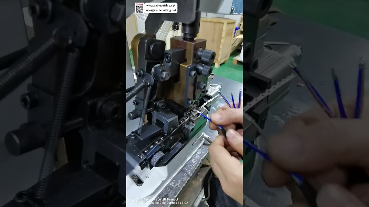 Máquina de Crimpagem Dupla para Descascamento de Cabo Redondo 2 Núcleos e Prensagem de Terminais - Versão Curta