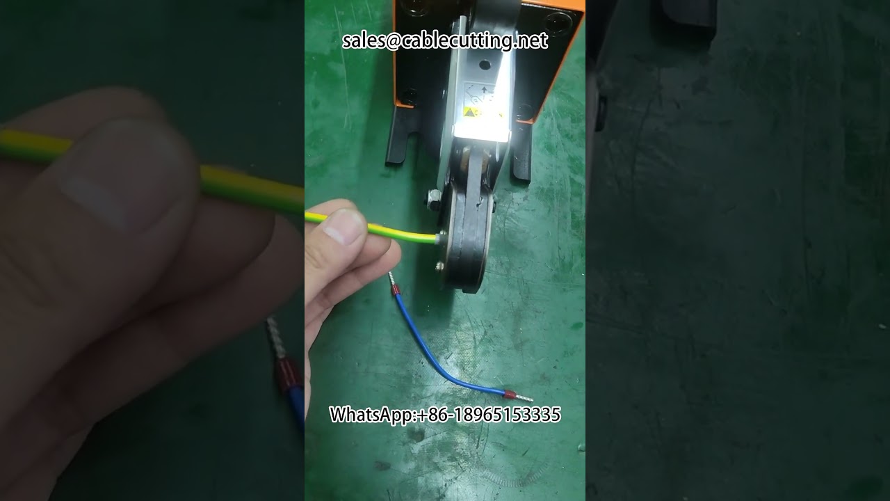 Máquina de crimpagem de terminais tubulares – Equipamento de automação e mecânica