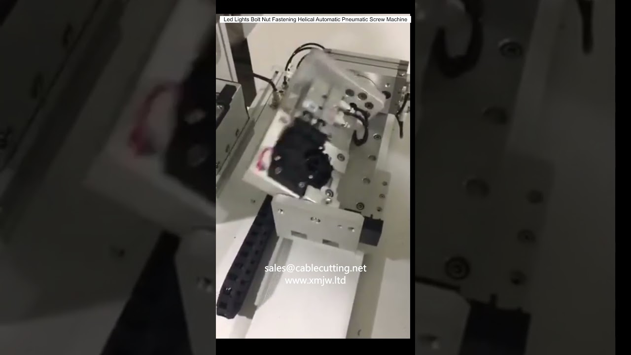 Máquina Pneumática Automática Helicoidal para Aperto de Parafusos e Porcas em Luminárias LED