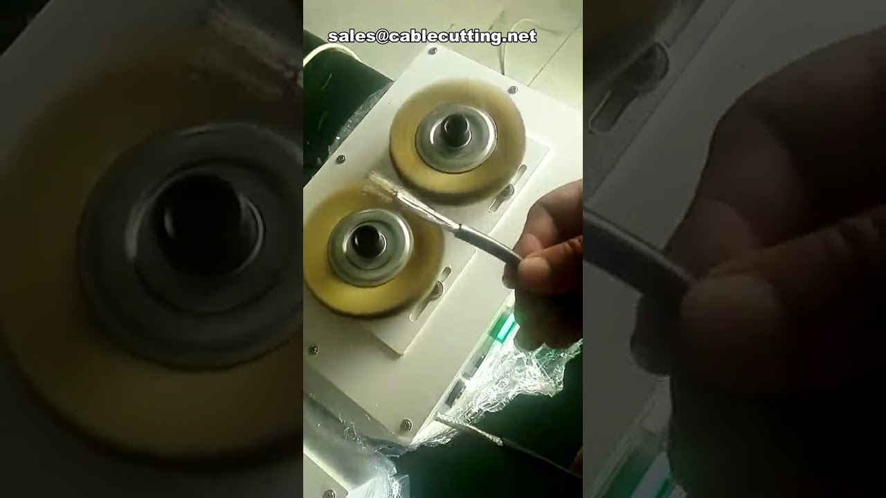 Máquina de Torcer e Escovar Cabos Blindados | Quebrador de Cabos em Oferta