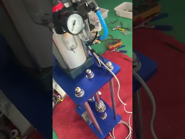 Máquina Manual de Injeção Plástica Pequena | Moldagem Semiautomática para Peças Automotivas