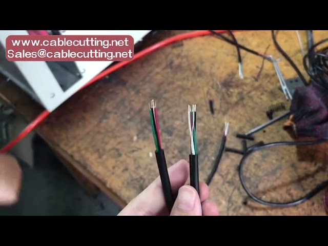 Máquina Automática de Corte e Decapagem de Cabos - Bainha Interna e Externa