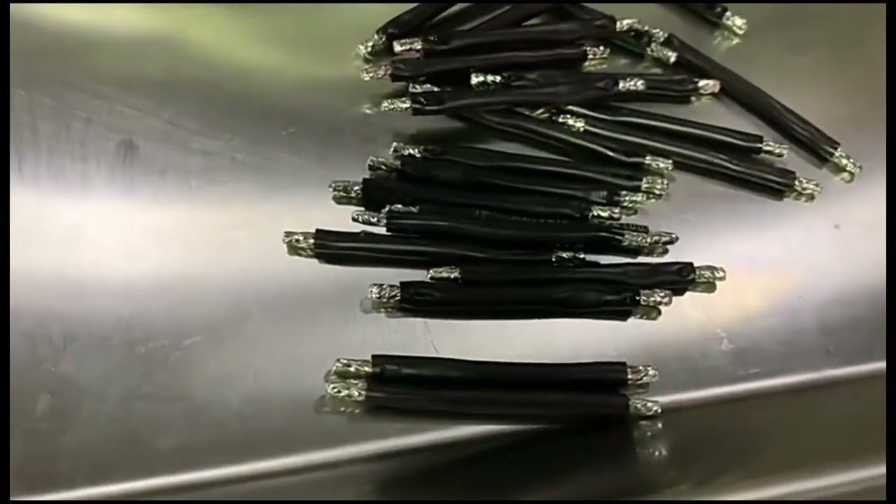 Máquina de Imersão Dupla Cabeça Totalmente Automática para 10 Fios - Desencapar, Cortar, Torcer