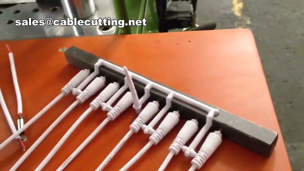 Máquina de Injeção de Plástico e Silicone 55 Toneladas | Injetora de Alta Precisão