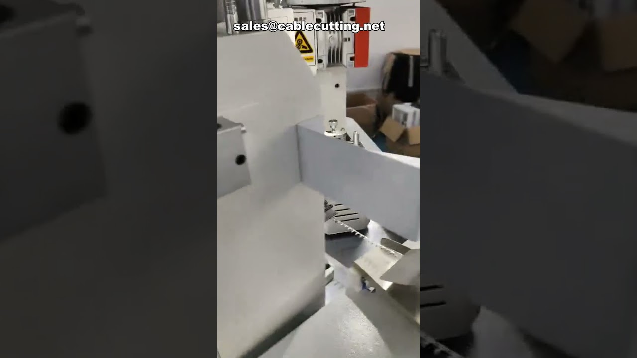 Máquina de Corte e Decapagem de Cabos Dupla Extremidade com Crimpagem Automática de Terminais