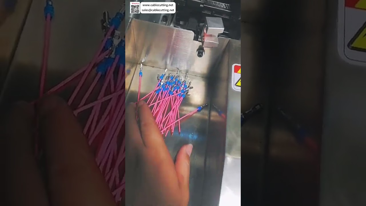 Máquina Automática para Crimpagem de Selos à Prova d'Água - Decapagem e Inserção para Fios Flexíveis em Chicotes Veiculares