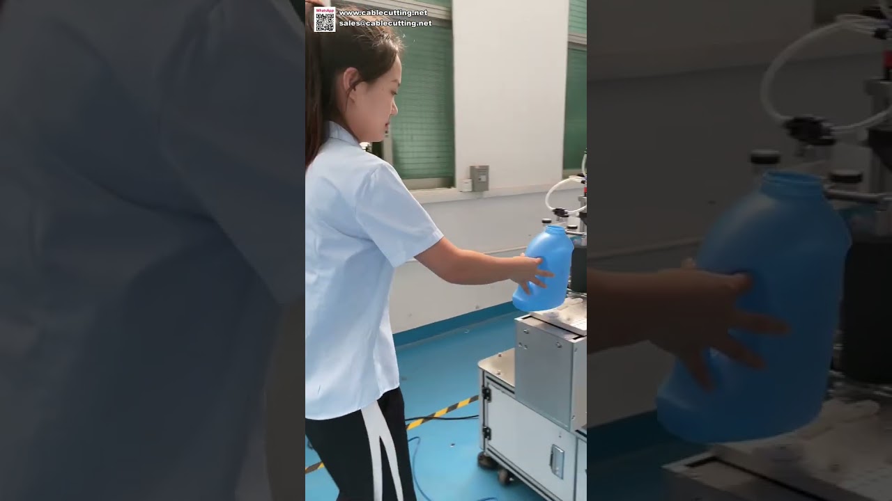 Máquina de Rotulagem Dupla Face para Frascos de Detergente - Etiquetagem Automática Frente e Verso
