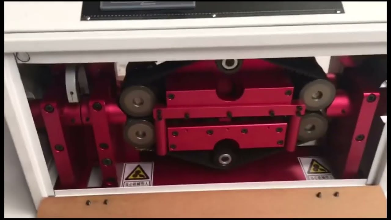 Máquina de Corte de Tubos Corrugados e Mangueiras Plásticas - Cortador Automático Circular