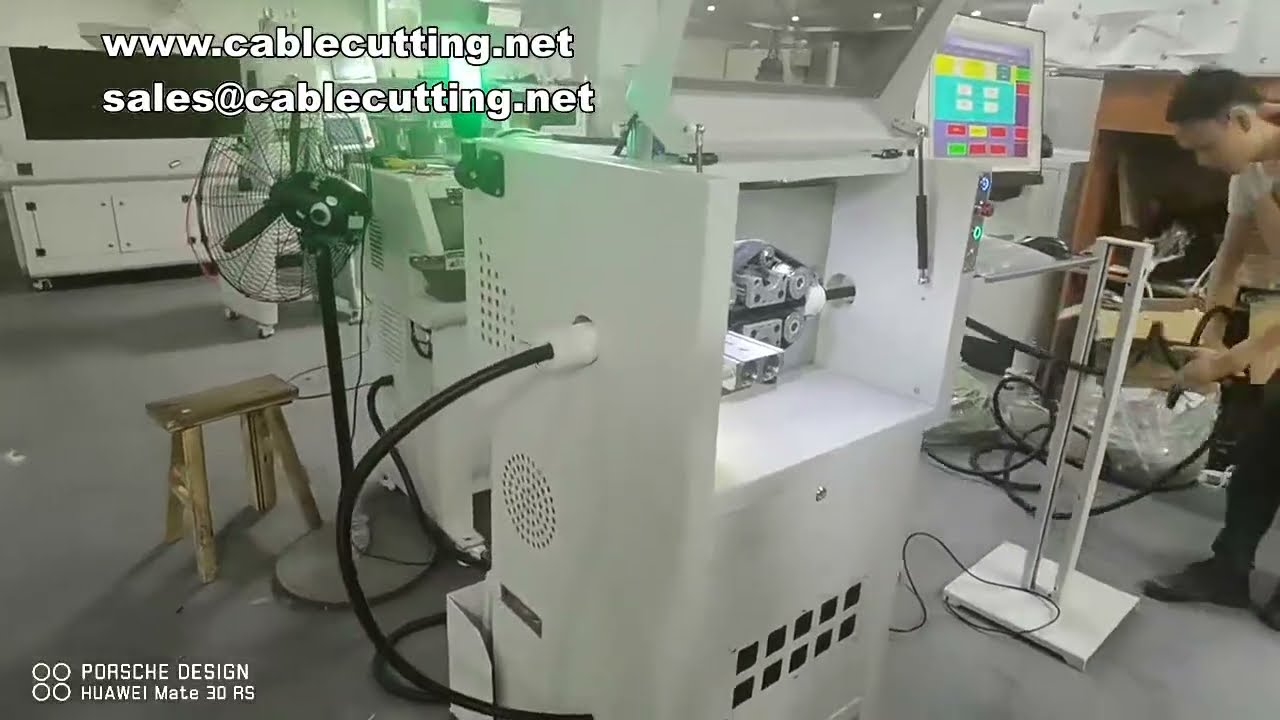 Máquina de Corte de Tubos Sanfonados e Mangueiras - Corte Automaizado e Preciso
