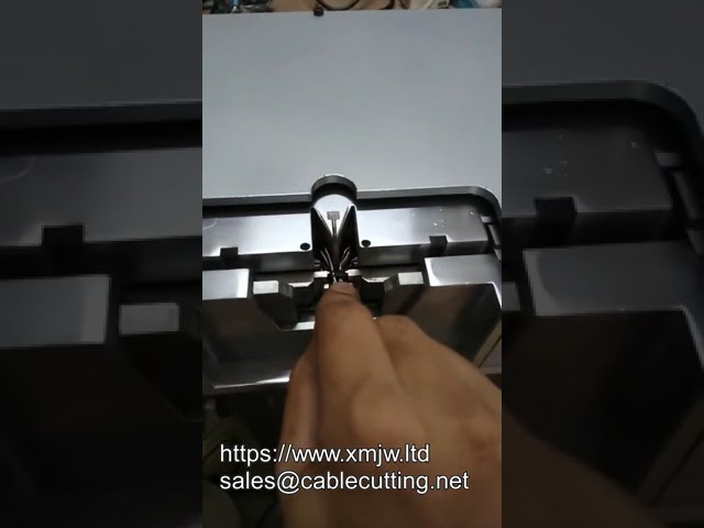 Máquina Automática de Decapagem de Cabos para Fabricação de Cabos HDMI