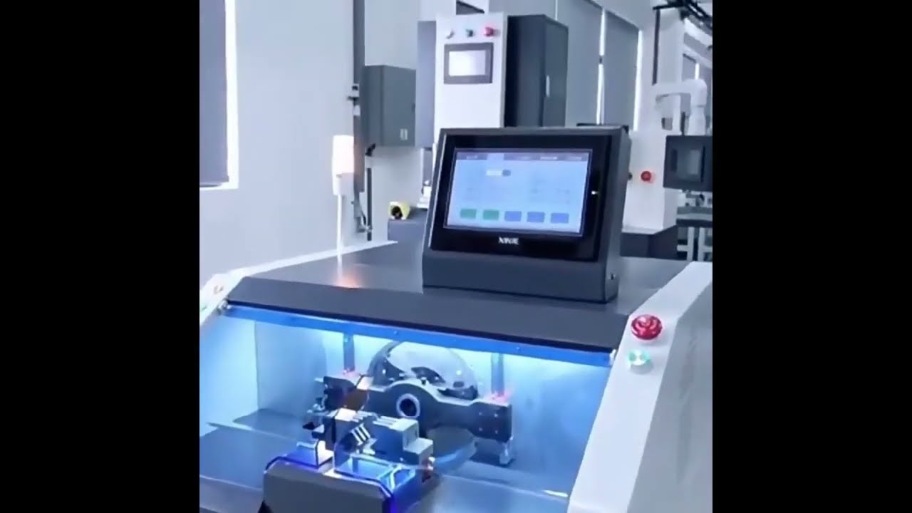 Máquina Automática para Virar e Cortar Tiras de Folha de Alumínio