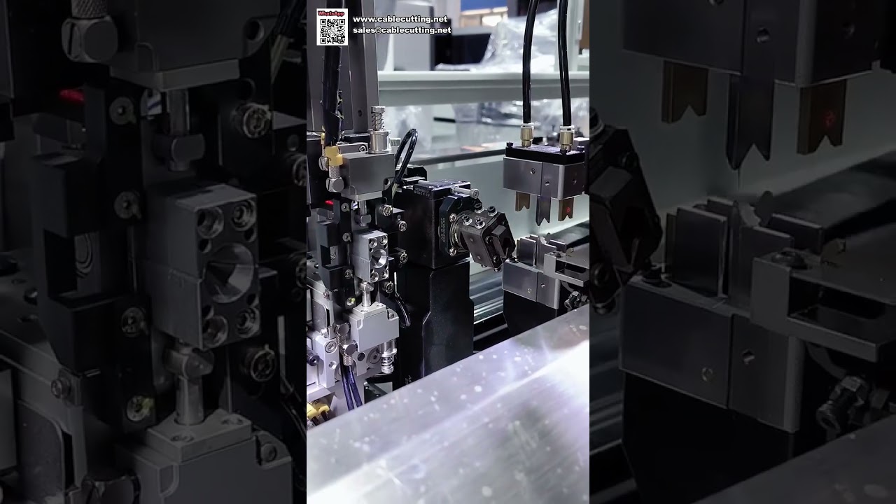 Máquina Automática de Inserção de Selos Impermeáveis e Crimpagem de Terminais para Chicotes Elétricos - Versão Compacta