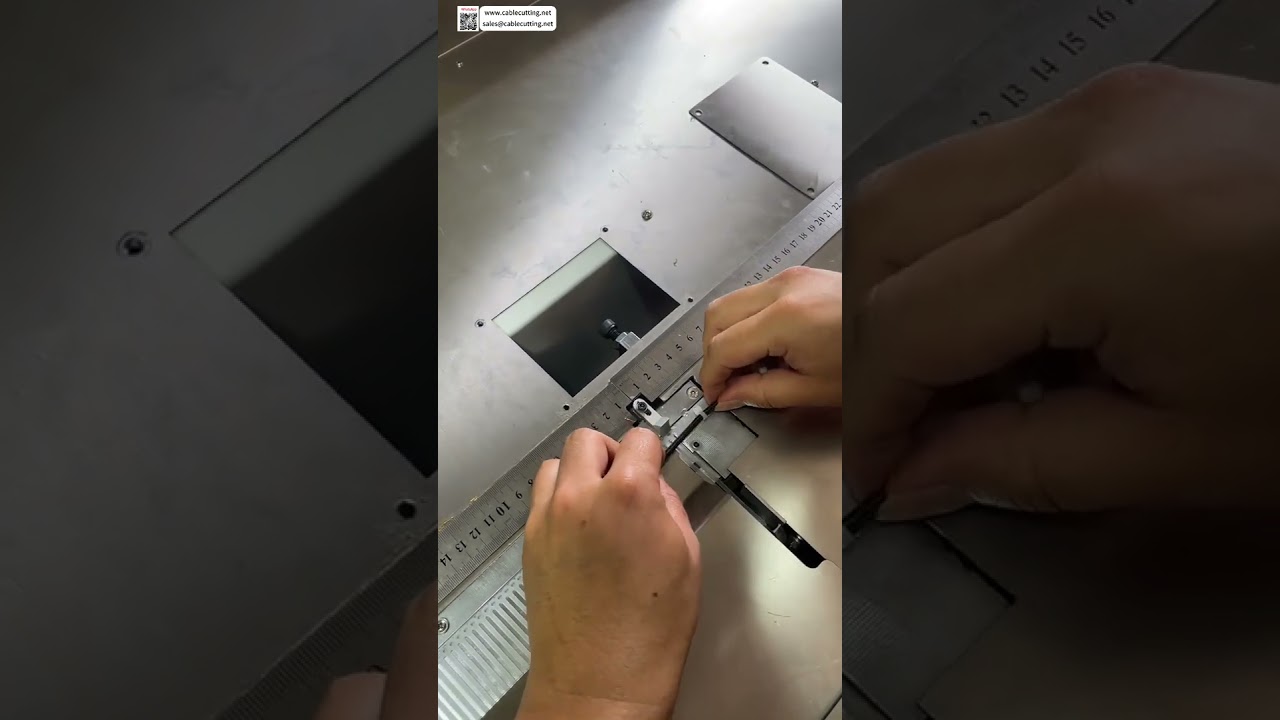 Máquina de Braçadeiras de Nylon com Alimentador Vibratório - Amarração Automática de Alta Velocidade (2,5x80mm)