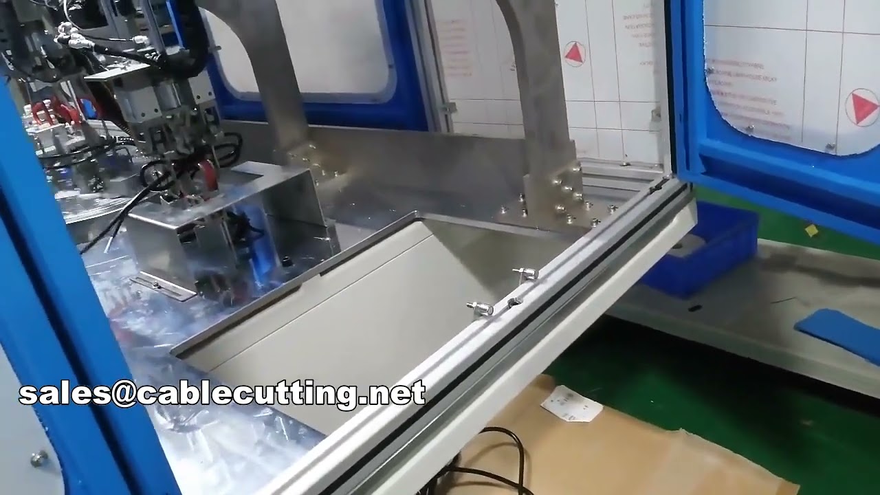 Máquina Totalmente Automática para Corte, Decapagem, Enrolamento e Amarração de Cabos de Força WPM-CRT-03M