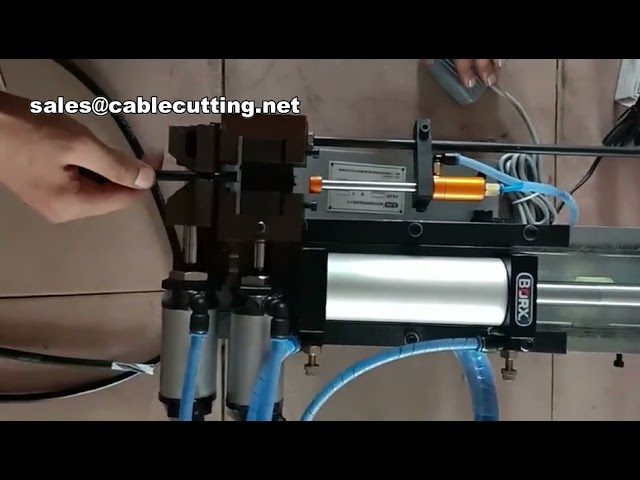 Máquina de Decapar e Cortar Cabos Multicore para Linhas de Gás e Elétrica | Alta Eficiência
