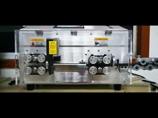 Máquina Automática Integrada para Corte, Descascamento e Crimpagem de Cabos