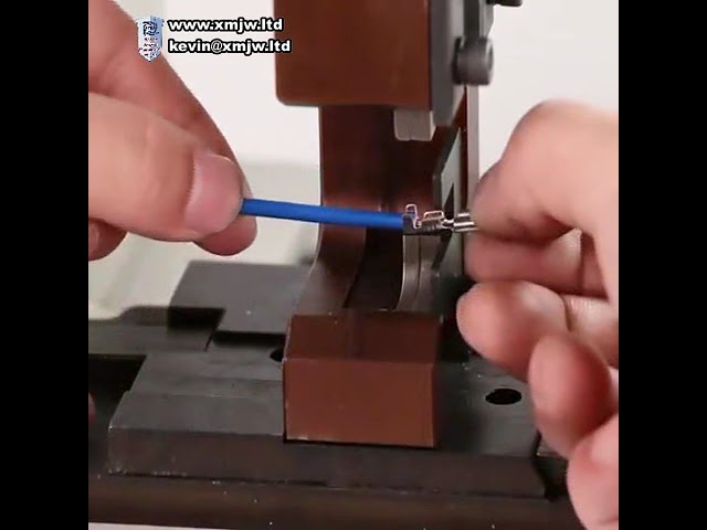 Máquina de Crimpagem Automática de Terminais 2t - Prensa de Terminais para Chicotes com Certificação CE
