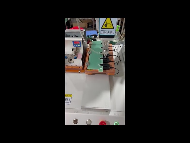 Máquina Automática de Apertar Parafusos Phillips para Roteadores e Switches