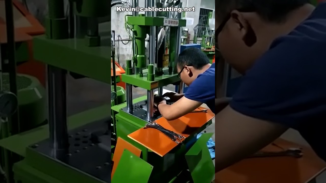Plastic Usb Cable Type A Type C Injection Molding Machine,Usb Cable Manufacturing Machine,Plastic Us
