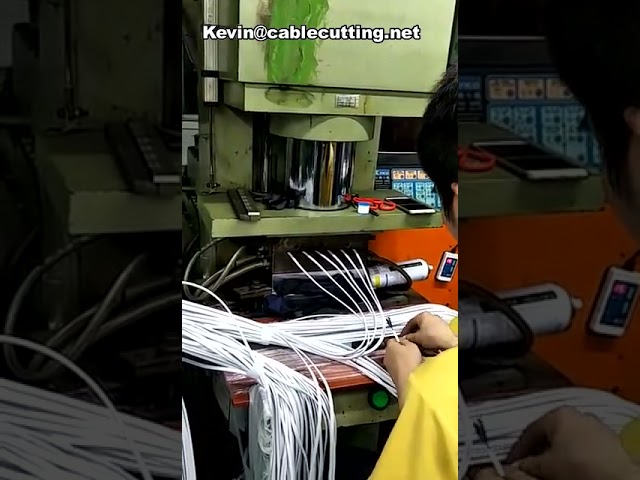 Máquina de Injeção Semi Automática para Cabo Patch Cord Personalizado – Alta Precisão e Eficiência