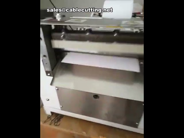 Máquina Automática de Corte de Fita para Tecido | Equipamento Industrial de Alta Precisão