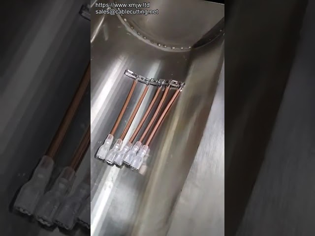 Máquina Automática de Crimpagem e Inserção de Terminais | Automação de Chicotes Elétricos