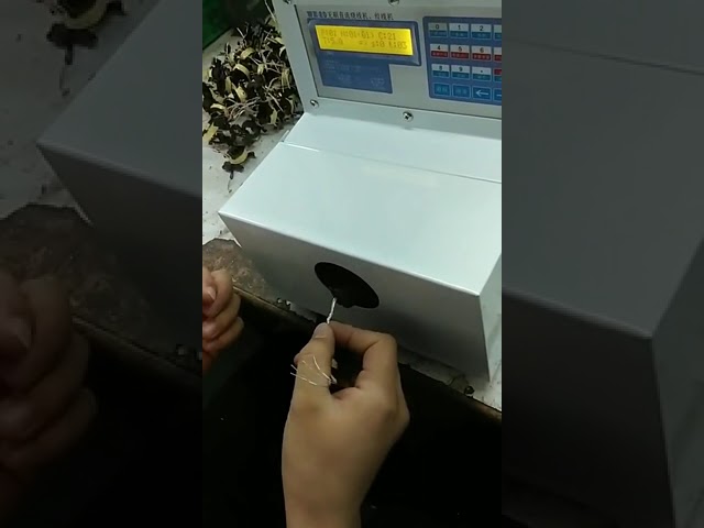 Máquina Automática de Torção de Cabos: Fabricante com +10 Anos de Experiência