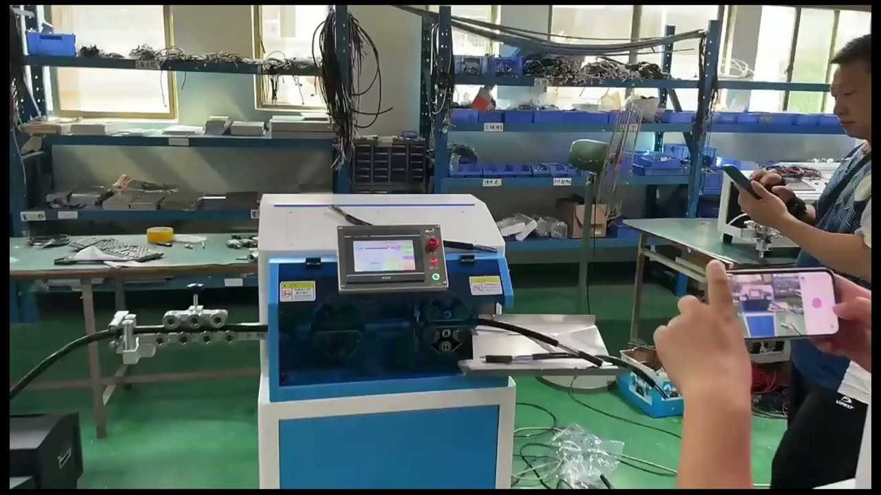Equipamento Computadorizado de Decapagem de Fios Revestidos para Cabos Industriais
