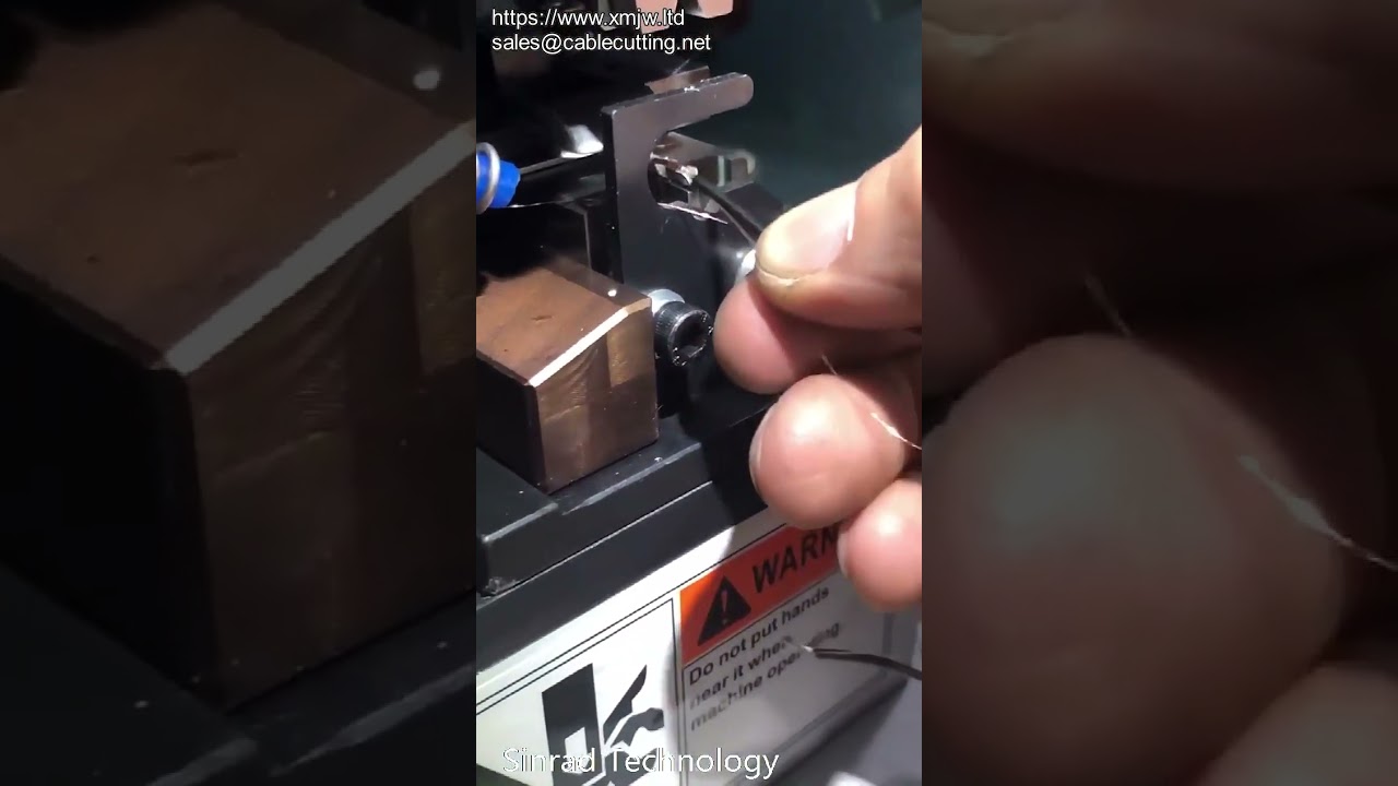 Máquina de Crimpagem Servo SF de Alta Precisão para Terminais Isolados JST e Molex