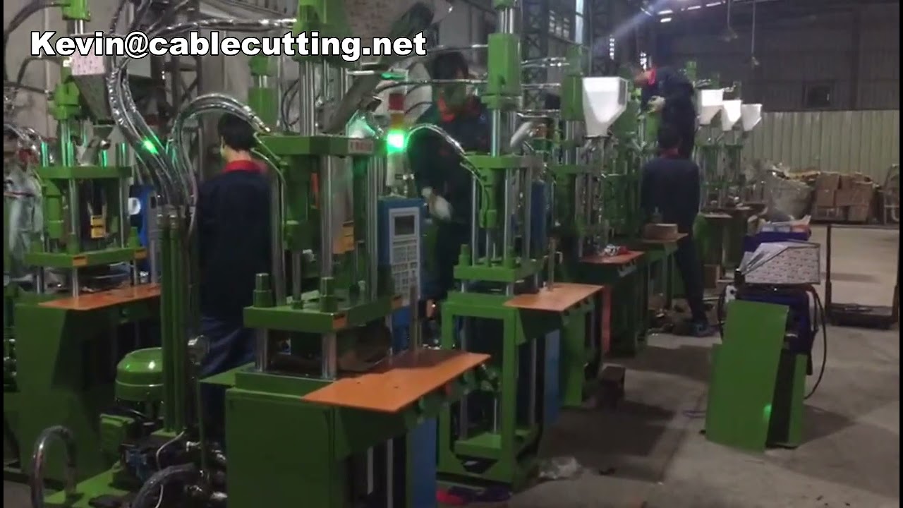 Máquina de Injeção para Capa de Celular | Moldagem Automática de Alta Precisão